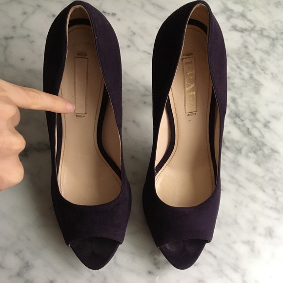 Prada Camoscio Chic Peep Toe Suede Pumps - Picture 5 of 10